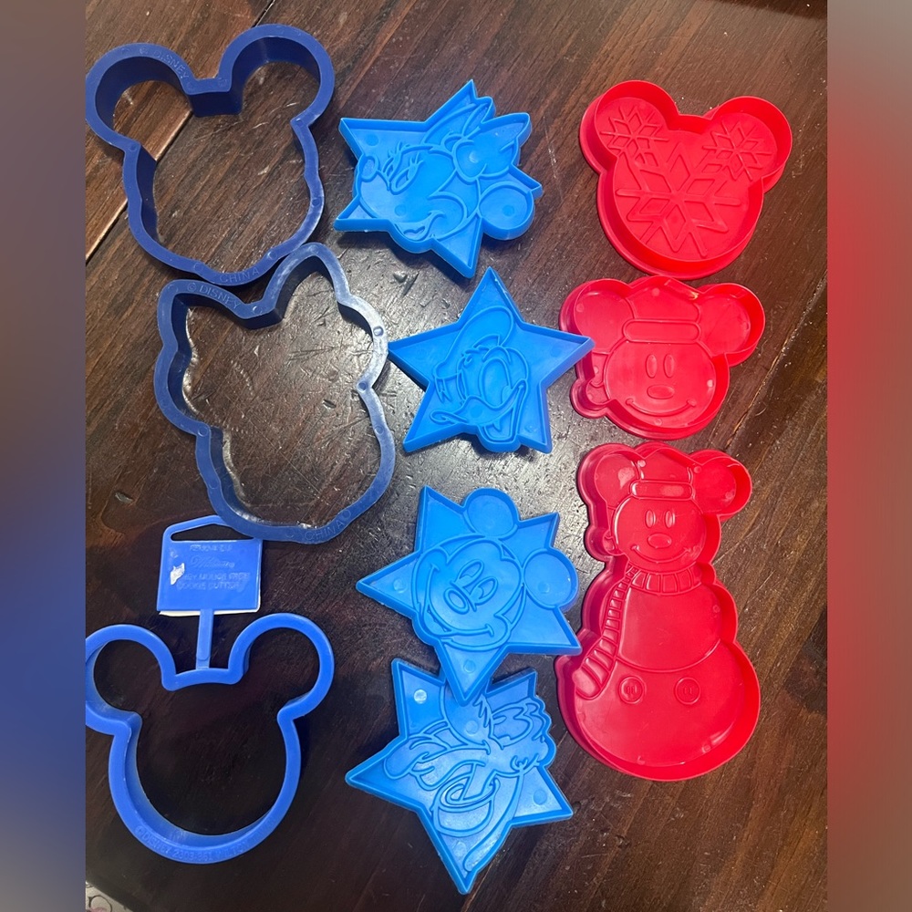 10 Disney cookie cutters Mickey Minnie Pluto